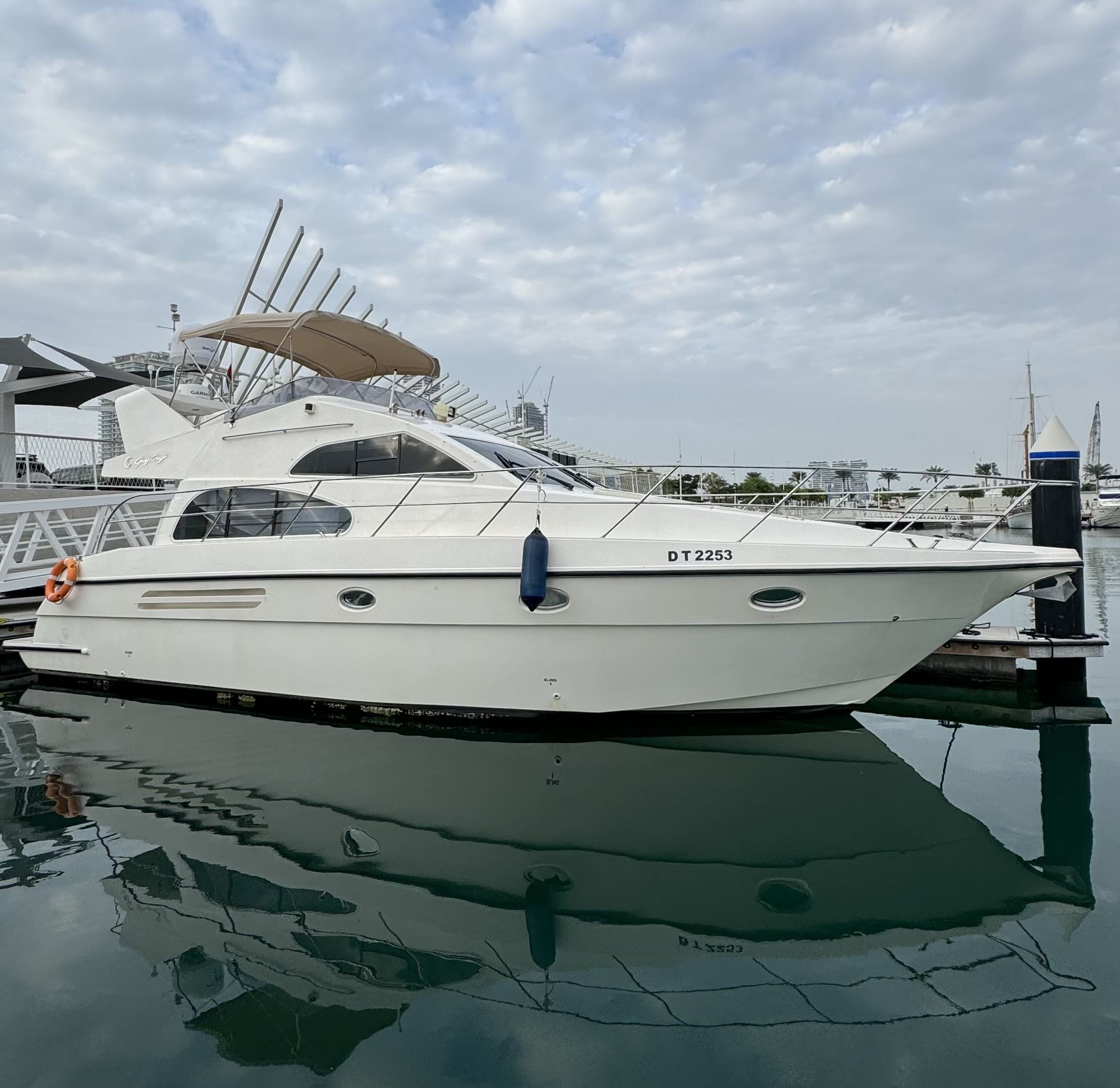 42ft yacht image outlook