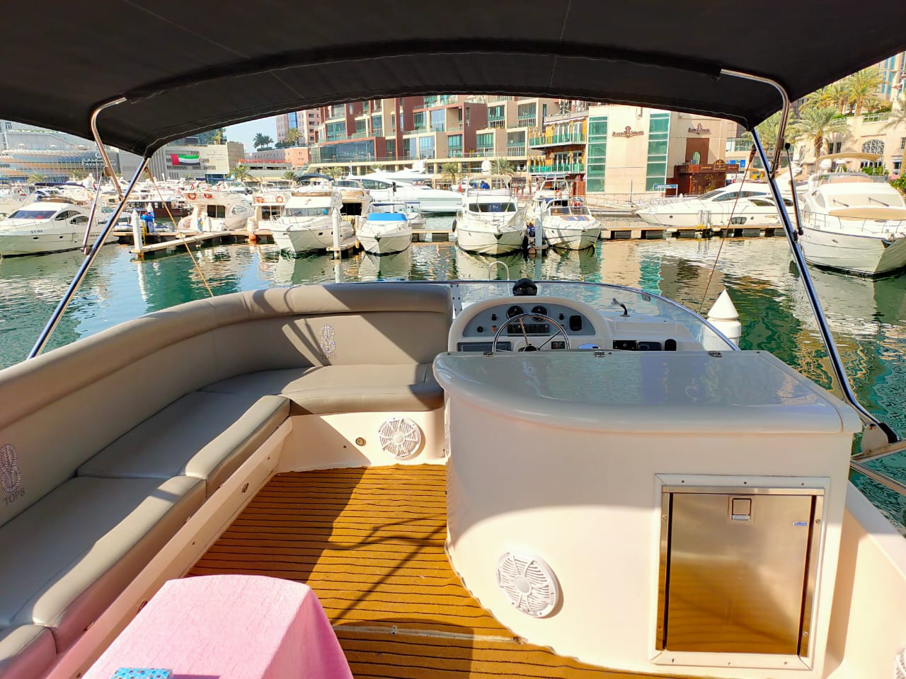 50f yacht bedroom