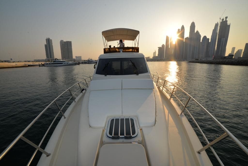 55ft yacht outside view
