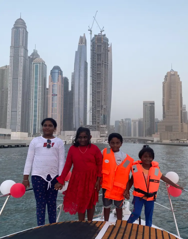 Luxury Yacht Rental Dubai
