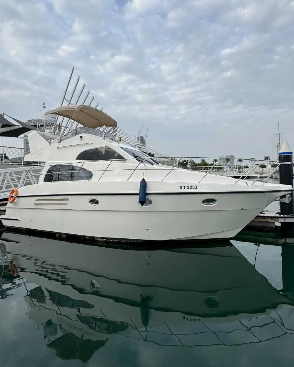 42 ft yacht dubai